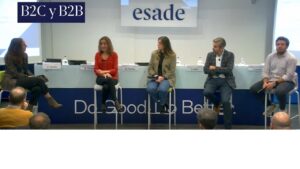 Mesa redonda sobre función comercial